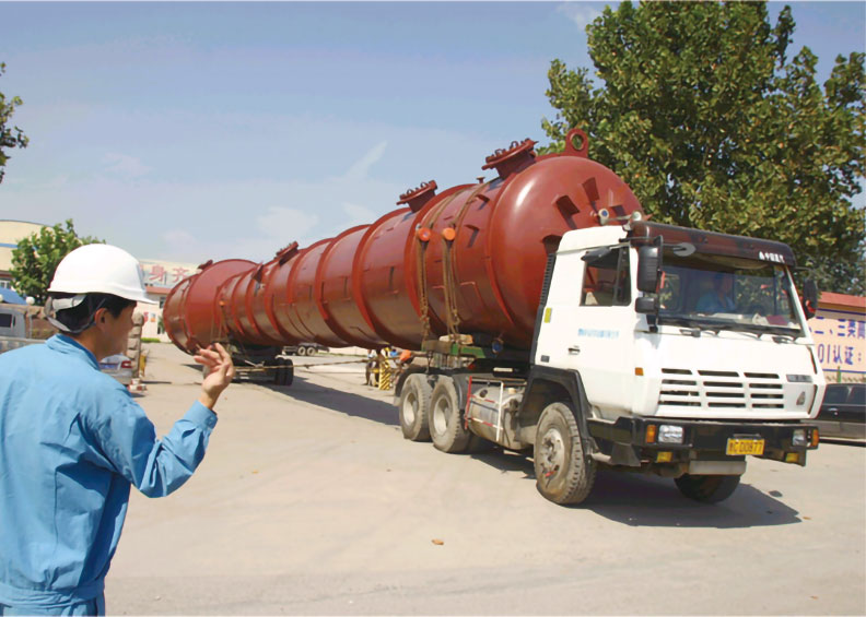 2007年4月齊魯石化煤制氫變換氣吸收塔熱再生塔